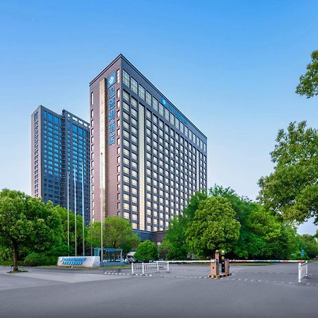Hotel Wyndam Xuzhou East Exterior foto
