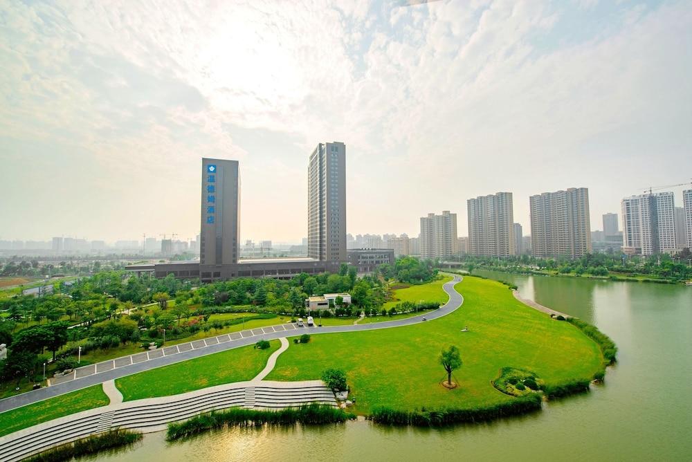 Hotel Wyndam Xuzhou East Exterior foto